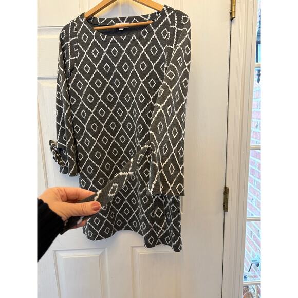 NWOT LOFT Gray Geometrical Midi Dress long sleeves Medium Petite - Picture 4 of 10